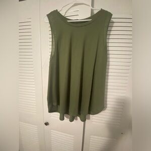 OLD NAVY ACTIVE GO-DRY t-shirt for women size XXL color shade of green